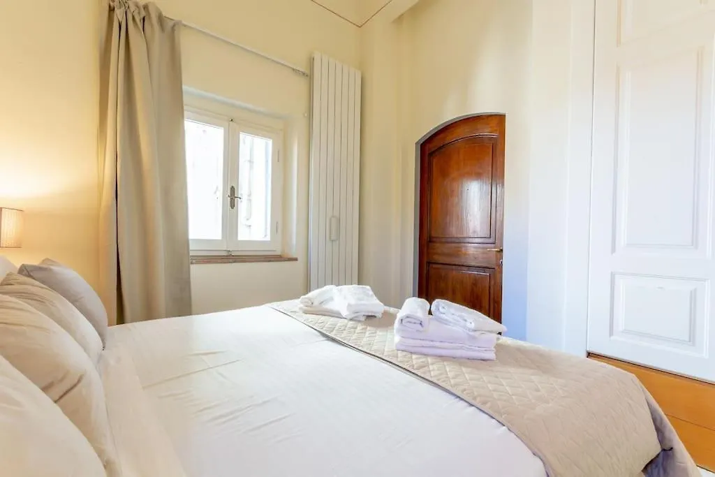A Green Flat In Via Della Vigna Nuova Florencie